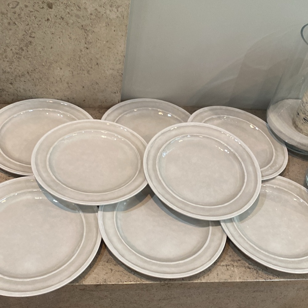 Manor House Market Set of 8 Salad/Appetizer Melamine Plates